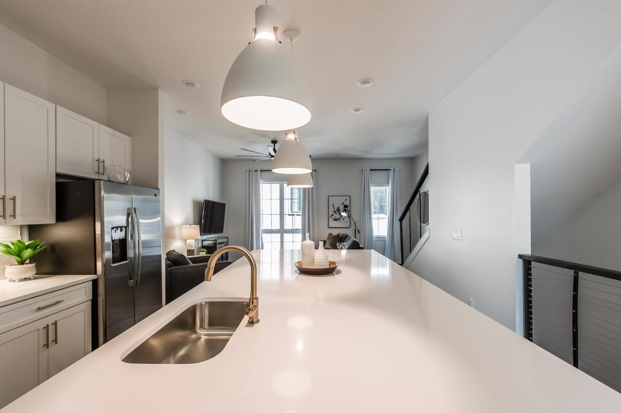 Brand New 4 Bedroom 4Bath Townhome With Amazing Rooftop! Nashville Exterior foto